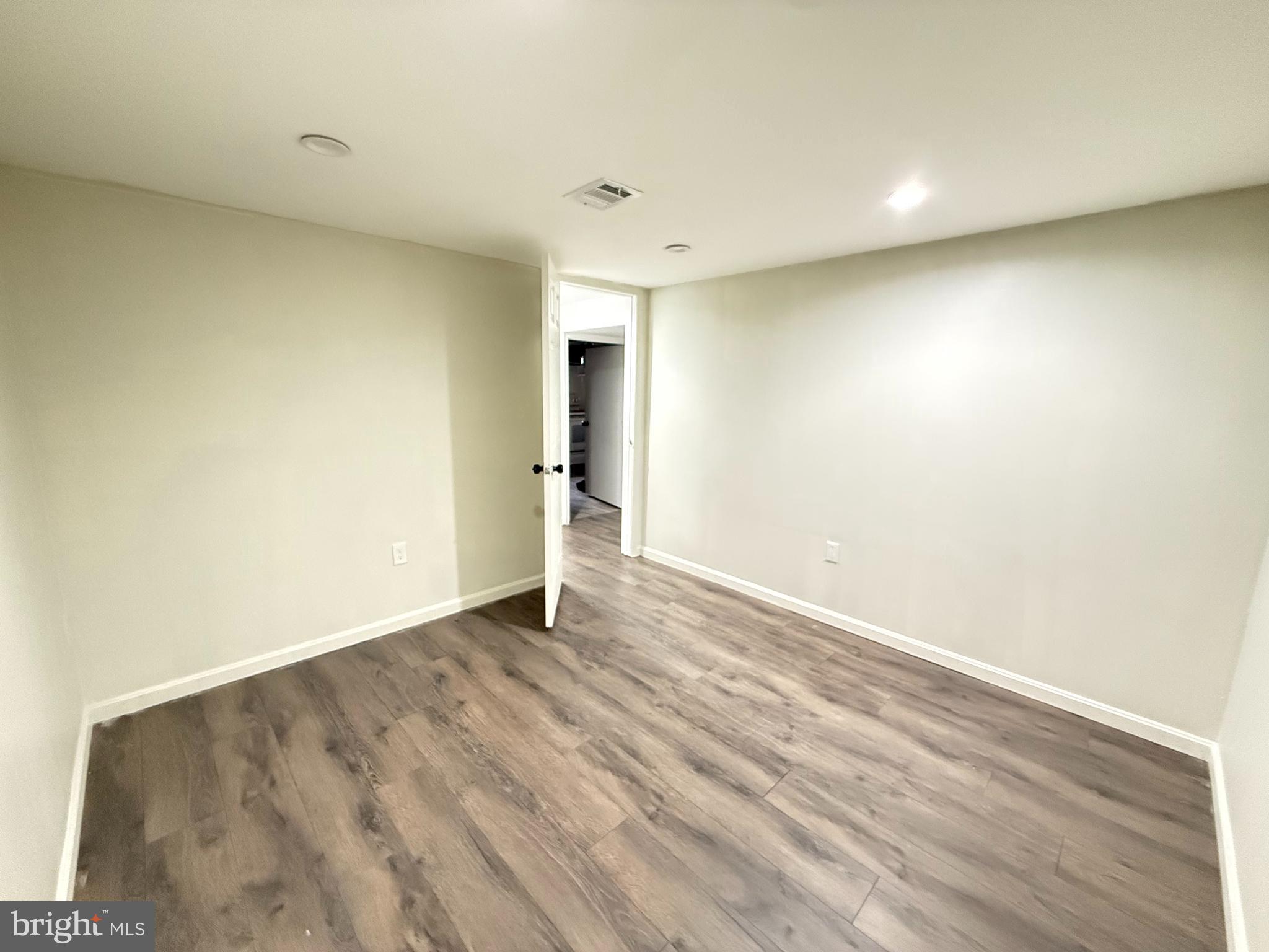 15205 Michigan Rd. Woodbridge, VA 22191 - Photo 14 of 21