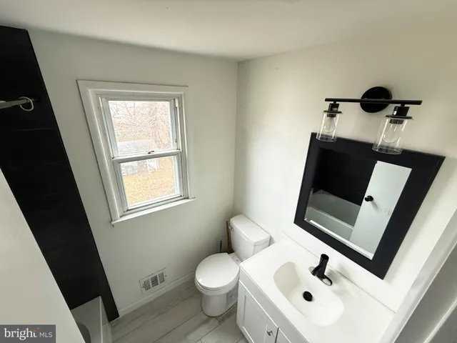 $490,000 | 15205 Michigan Rd., Woodbridge, VA 22191