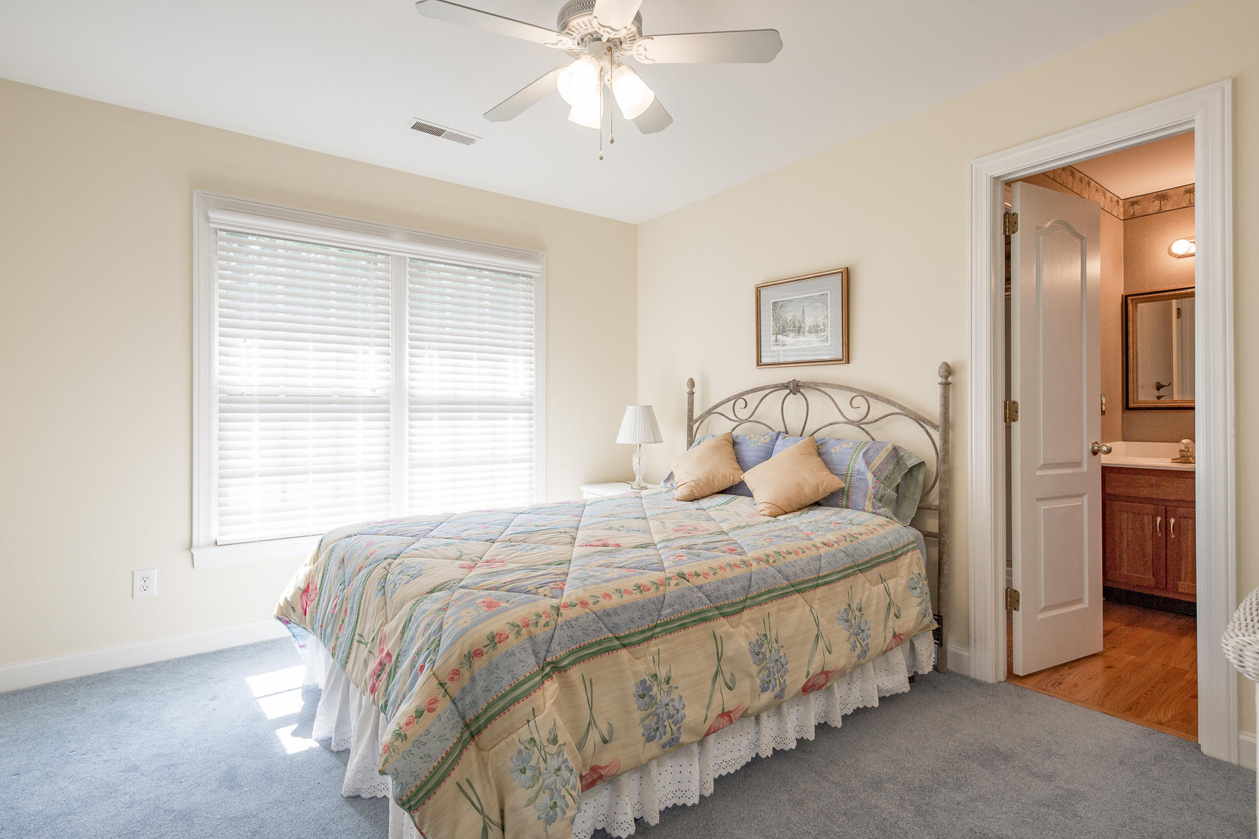 6410 Cheltenham Road South Hixson, TN 37343 - Photo 21 of 32 Upstairs Bedroom 2