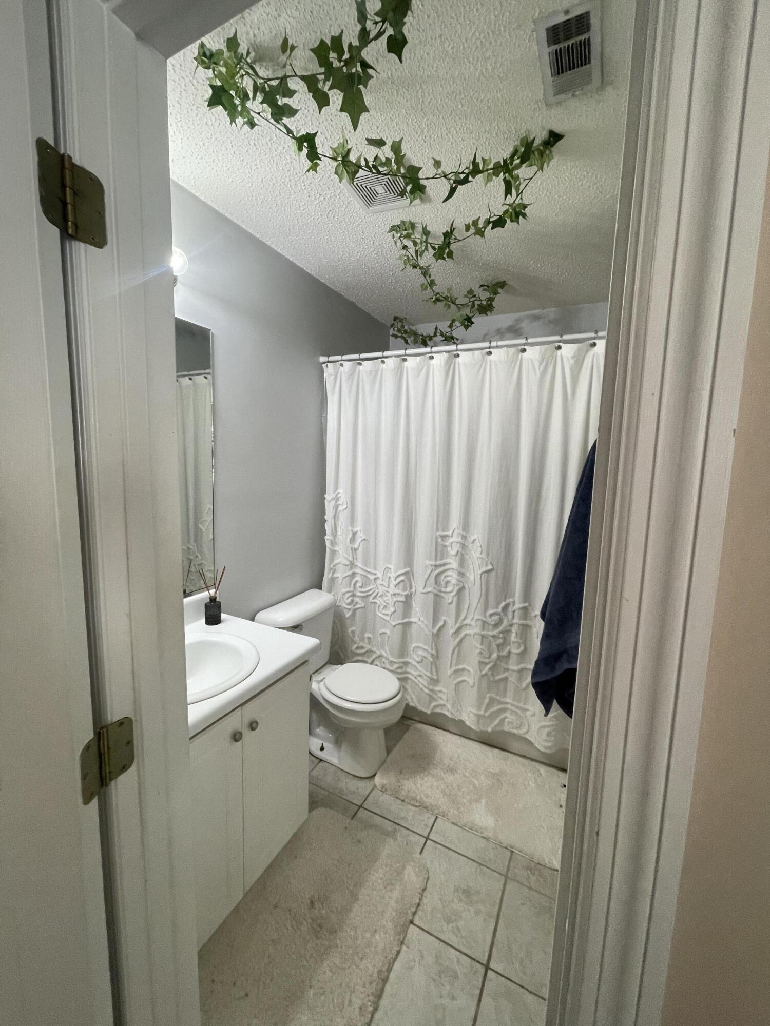 2029 Summer Valley Way Augusta, GA 30909 - Photo 5 of 8 IMG_2583