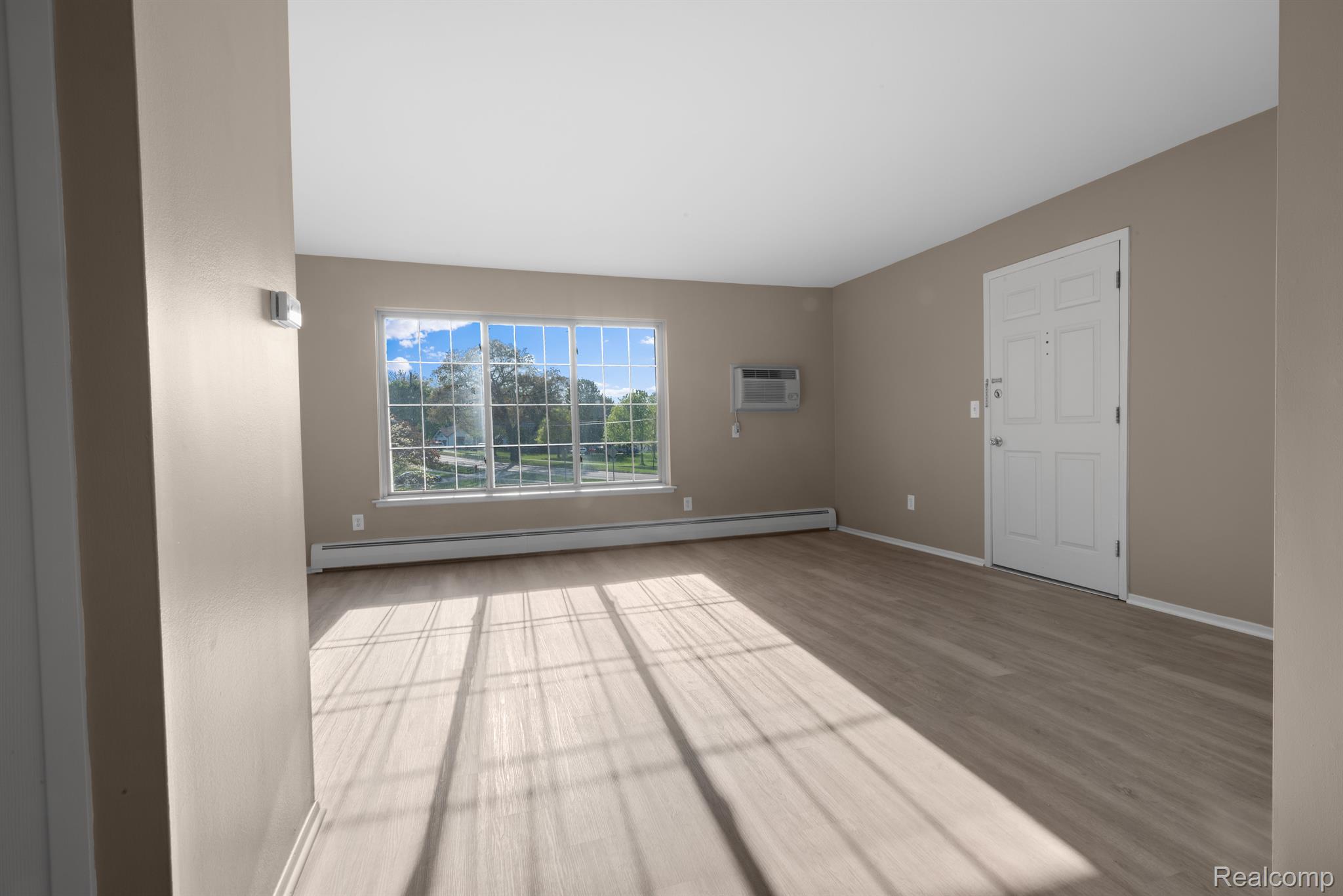 436 Romeo Road, Unit 322 Rochester, MI 48307 - Photo 8 of 8 Gallery Image 8