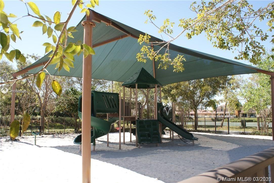 Isles at Weston Weston, FL 33332 - Photo 5 of 21