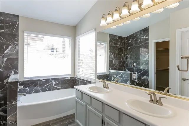 $1,935 | 8132 Ahey Road, Las Vegas, NV 89129