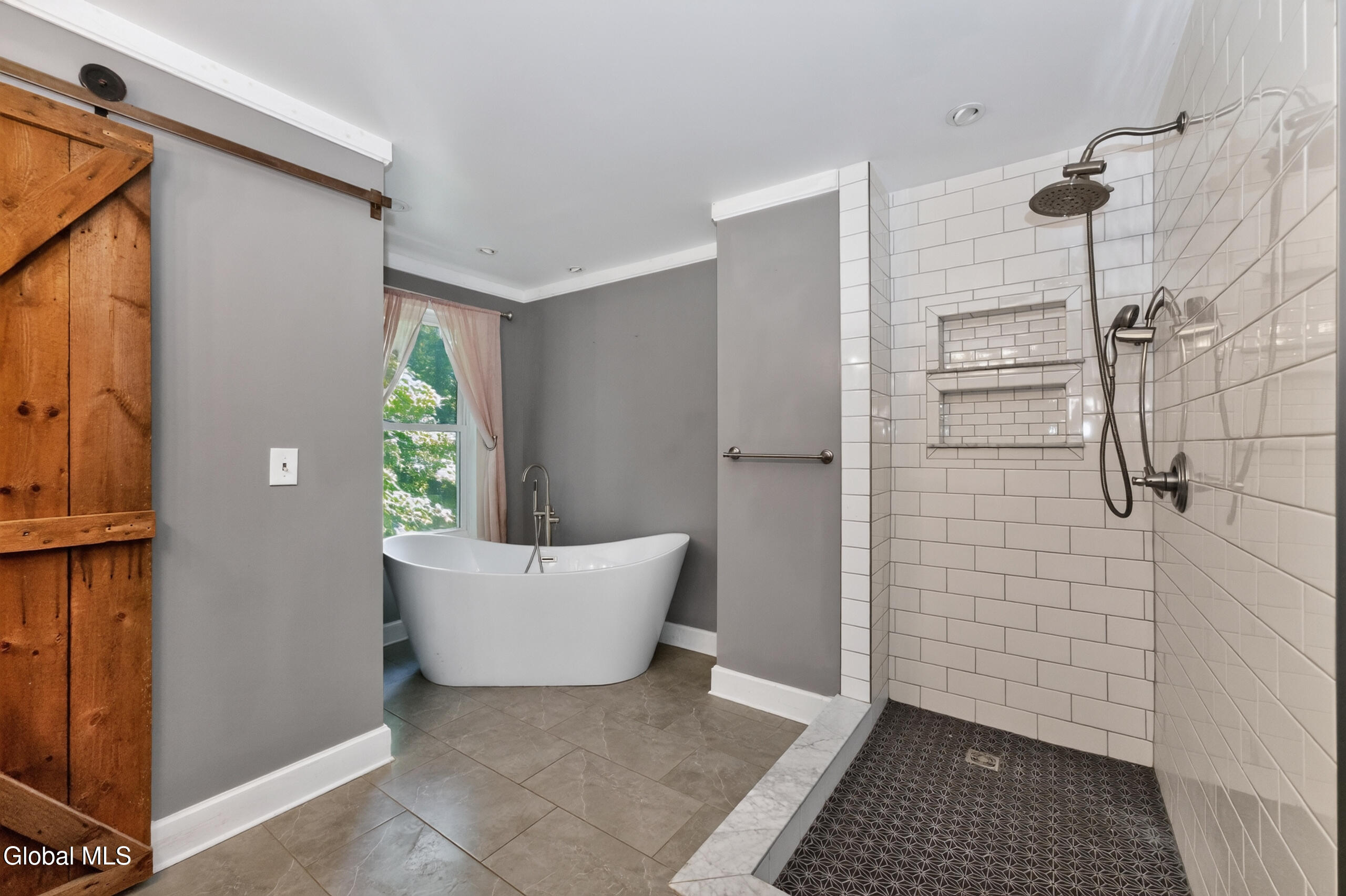 17 Northampton Road Amsterdam, NY 12010 - Photo 27 of 43 7 Bathroom 2