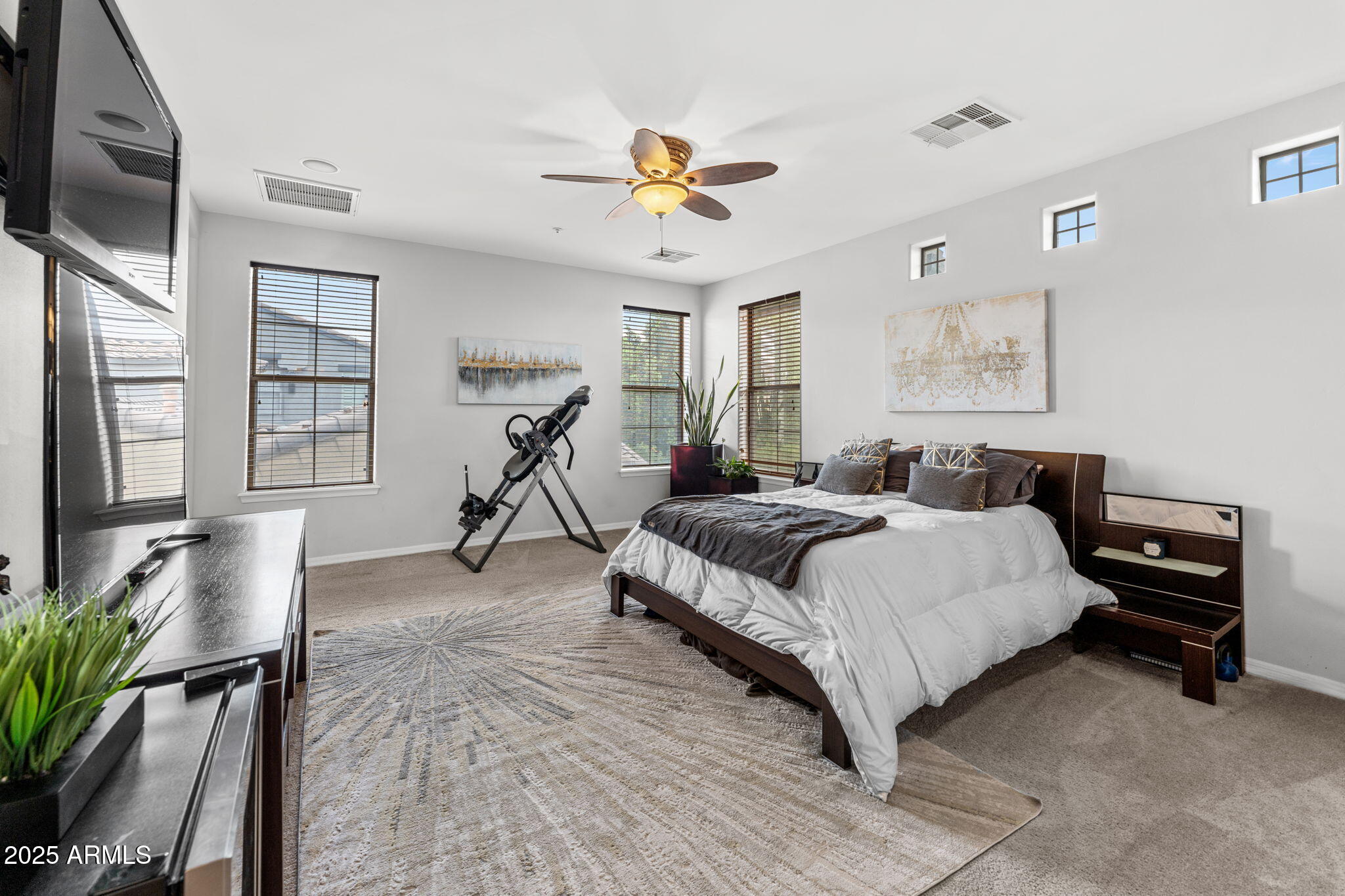 9285 East Canyon View Scottsdale, AZ 85255 - Photo 16 of 39 Relax in the Primary Retreat