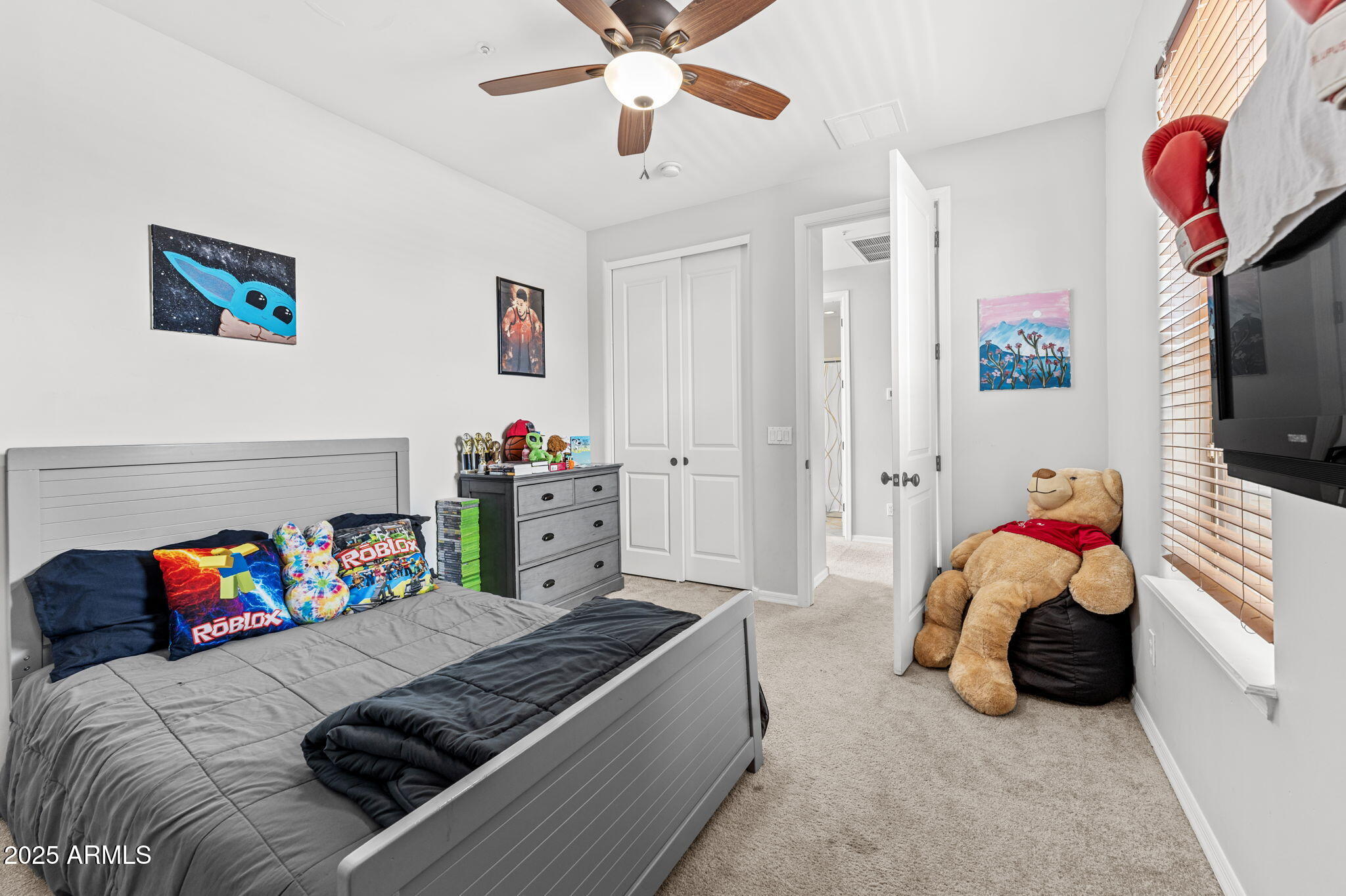 9285 East Canyon View Scottsdale, AZ 85255 - Photo 23 of 39 Great Spacious Guest Room
