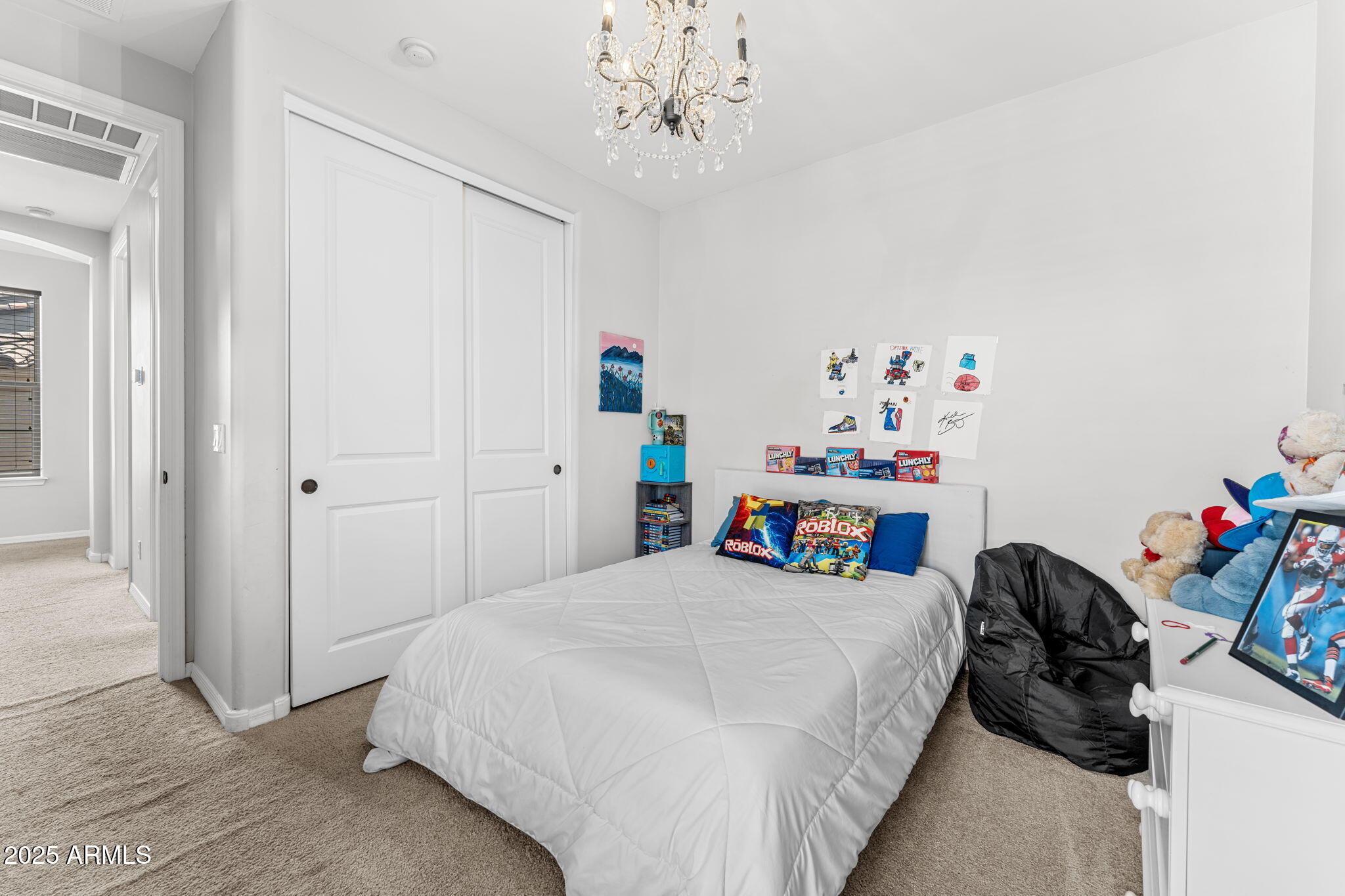 9285 East Canyon View Scottsdale, AZ 85255 - Photo 28 of 39 Light & Bright with stunning Chandalier