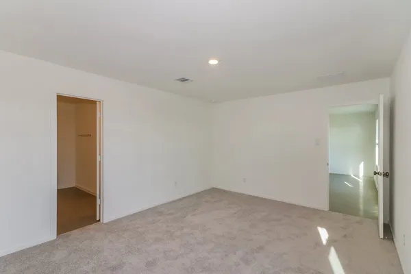 $2,000 | 460 San Miguel Creek Drive, Katy, TX 77493