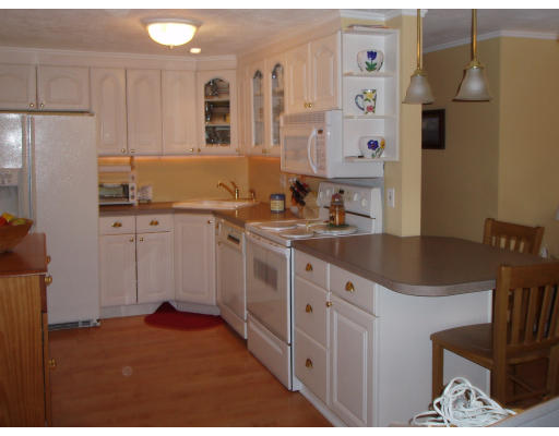 25 Hadley Road Methuen, MA 01844 - Photo 4 of 11 Gallery Image 4