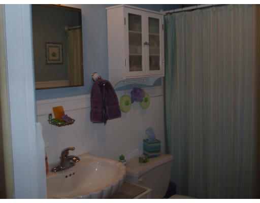 25 Hadley Road Methuen, MA 01844 - Photo 8 of 11 Gallery Image 8