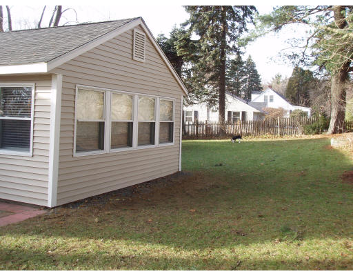 25 Hadley Road Methuen, MA 01844 - Photo 9 of 11 Gallery Image 9