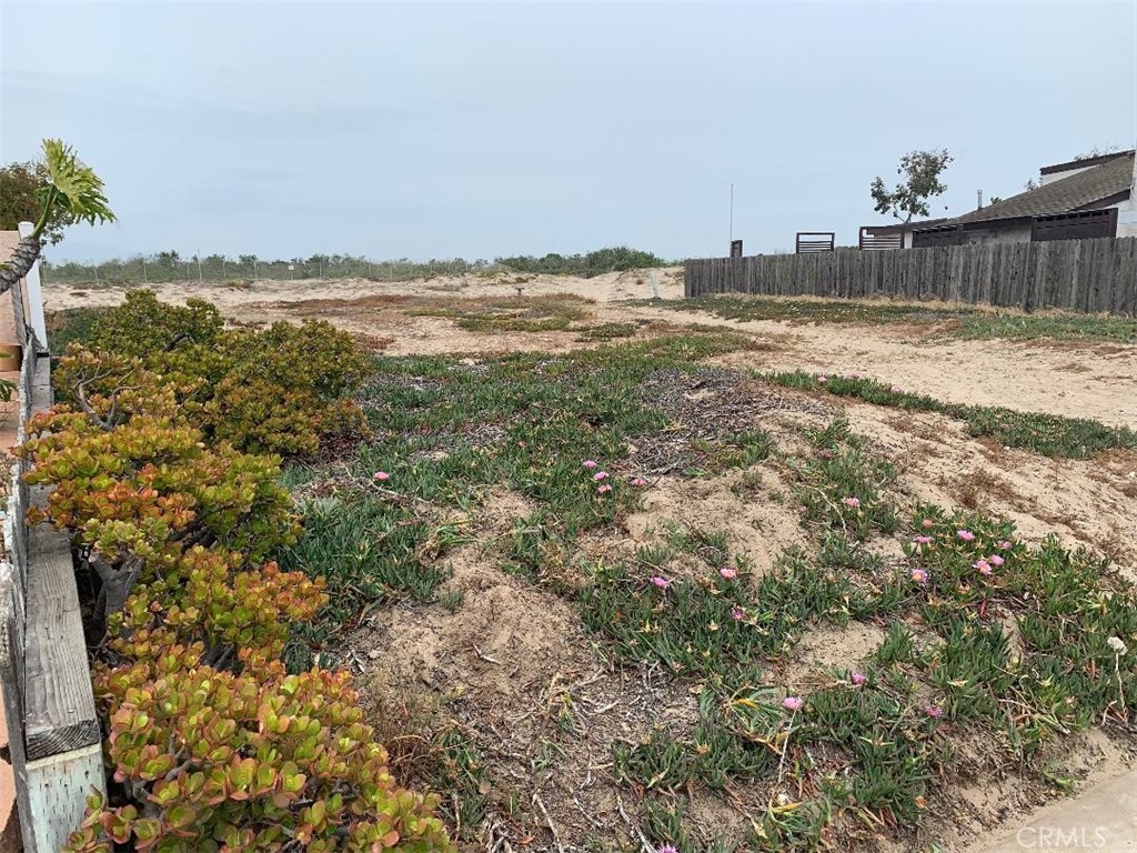 4901 Catamaran Street Oxnard, CA 93035 - Photo 3 of 4