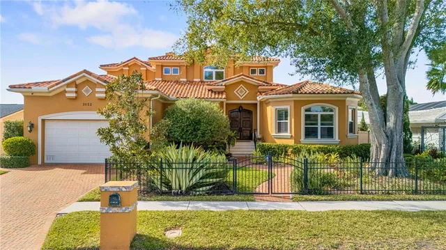 $2,300,000 | 3952 Versailles Drive, Tampa, FL 33634