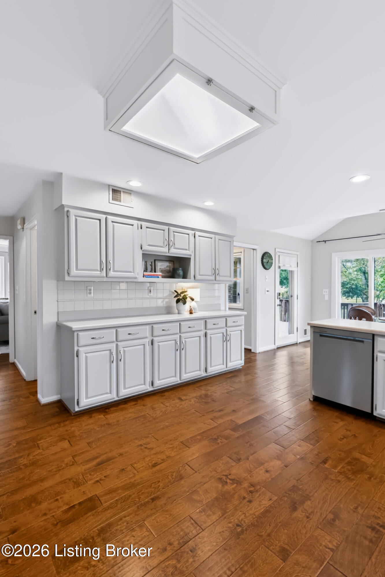 818 Foxgate Road Louisville, KY 40223 - Photo 15 of 62 818 Foxgate Road-15