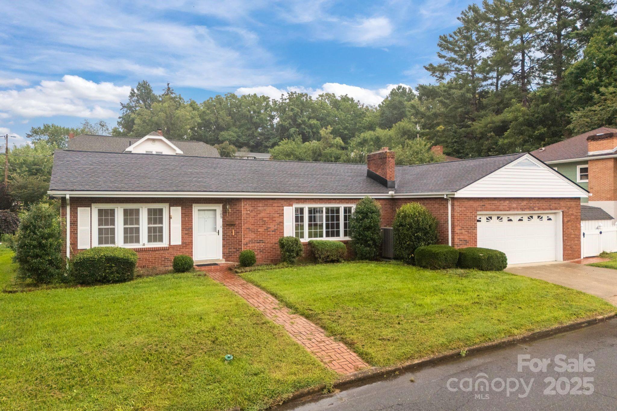109 Rhoda Street Canton, NC 28716 - Photo 1 of 32 Gallery Image 1
