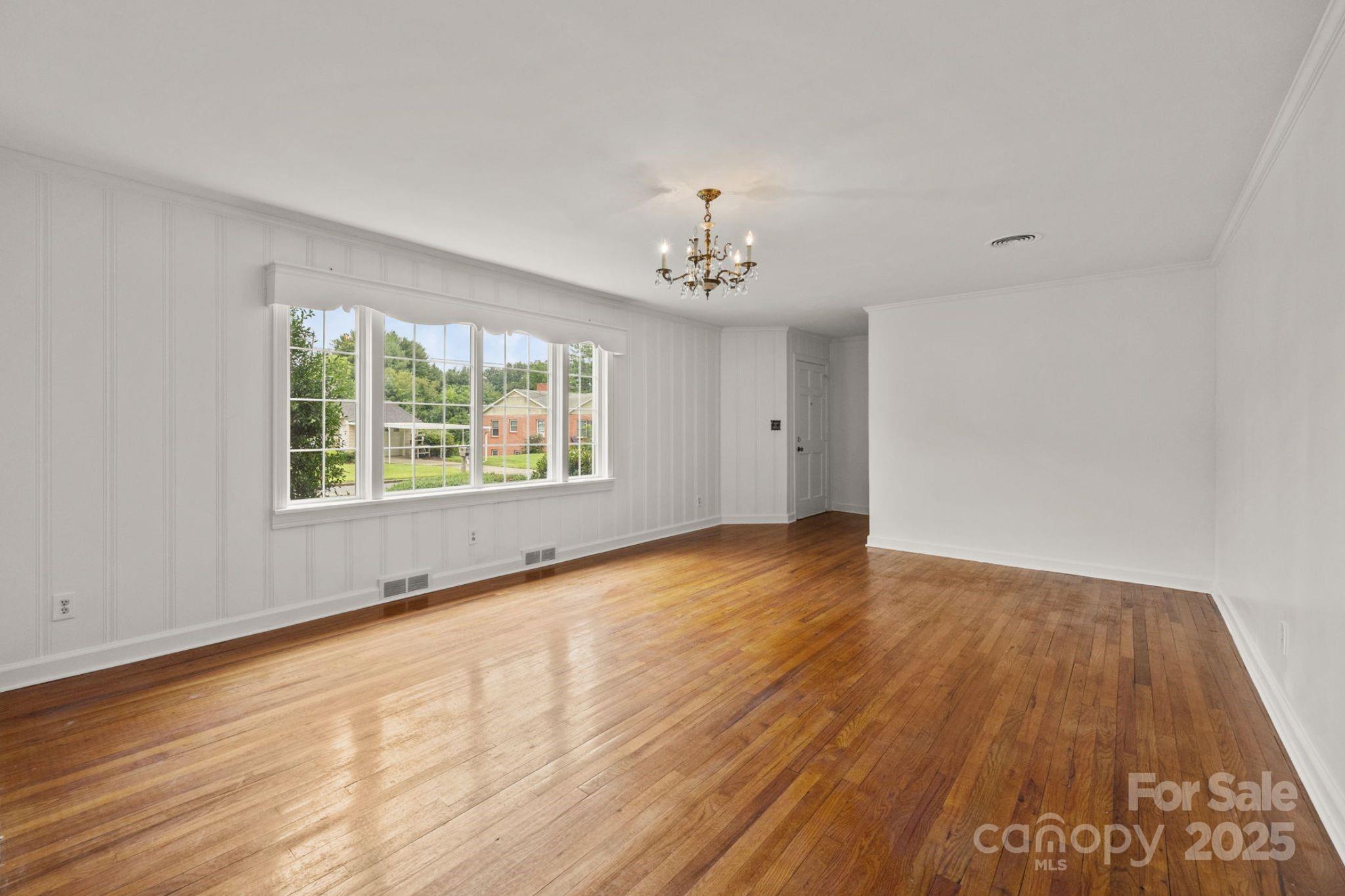 109 Rhoda Street Canton, NC 28716 - Photo 2 of 32 Gallery Image 2