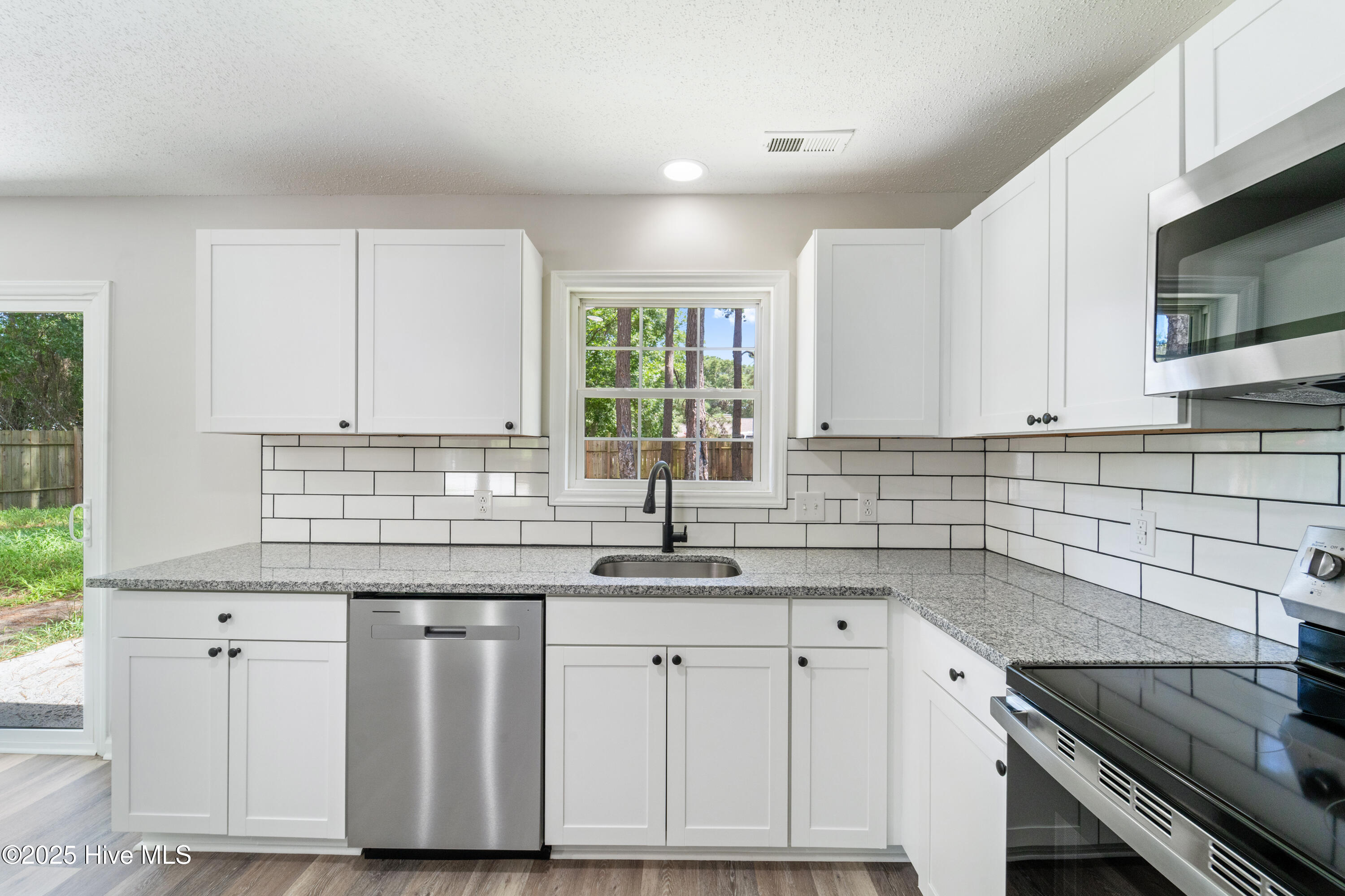 4351 Owendon Drive Shallotte, NC 28470 - Photo 12 of 29 DSC08448