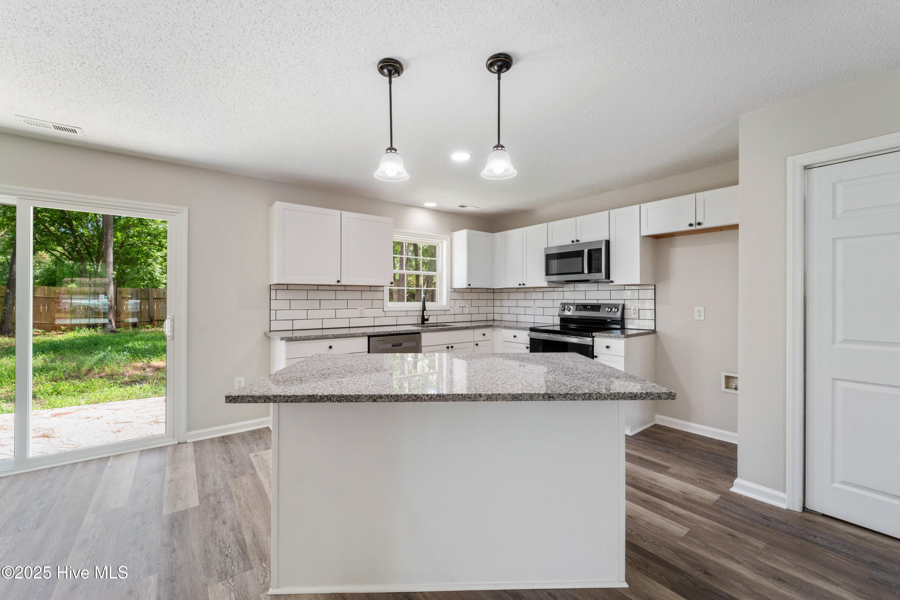 4351 Owendon Drive Shallotte, NC 28470 - Photo 9 of 29 DSC08413