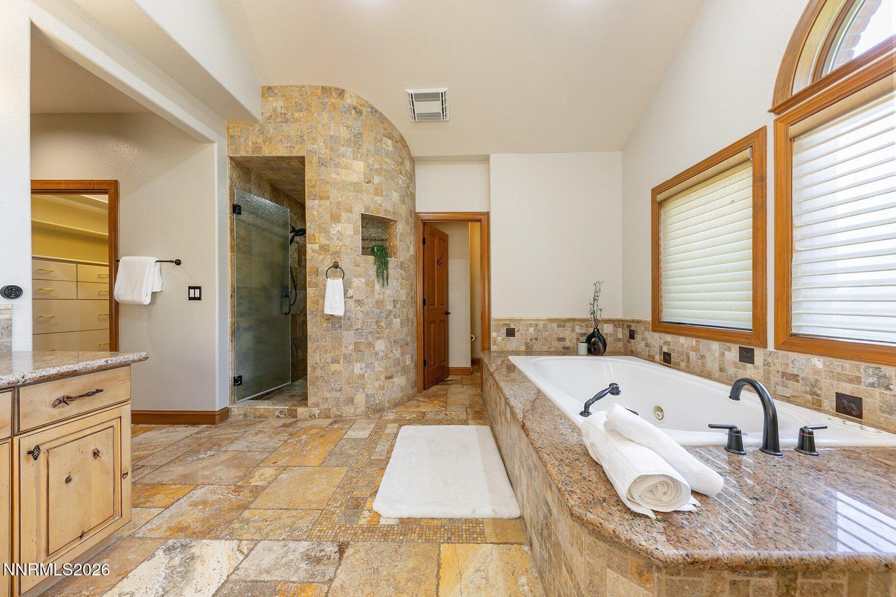 55 Hidden Lake Drive Reno, NV 89521 - Photo 25 of 70 031_55_hidden_lake_drive_00068_549