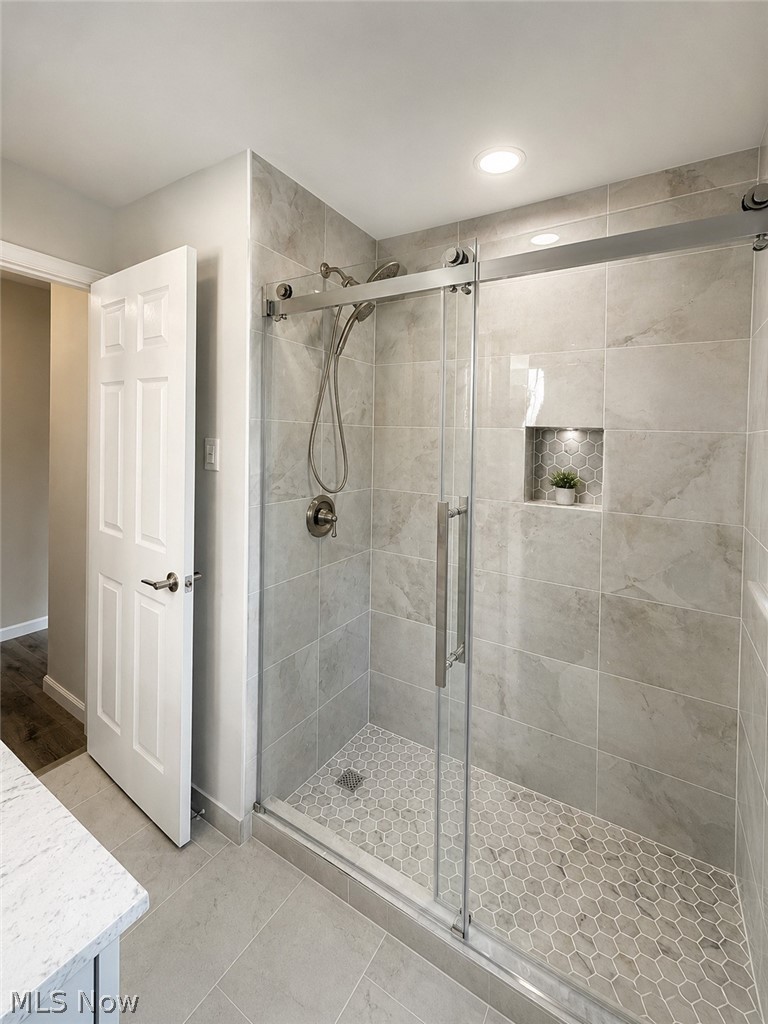 1199 Mayfield Ridge Road Mayfield Heights, OH 44124 - Photo 13 of 37 Gallery Image 13