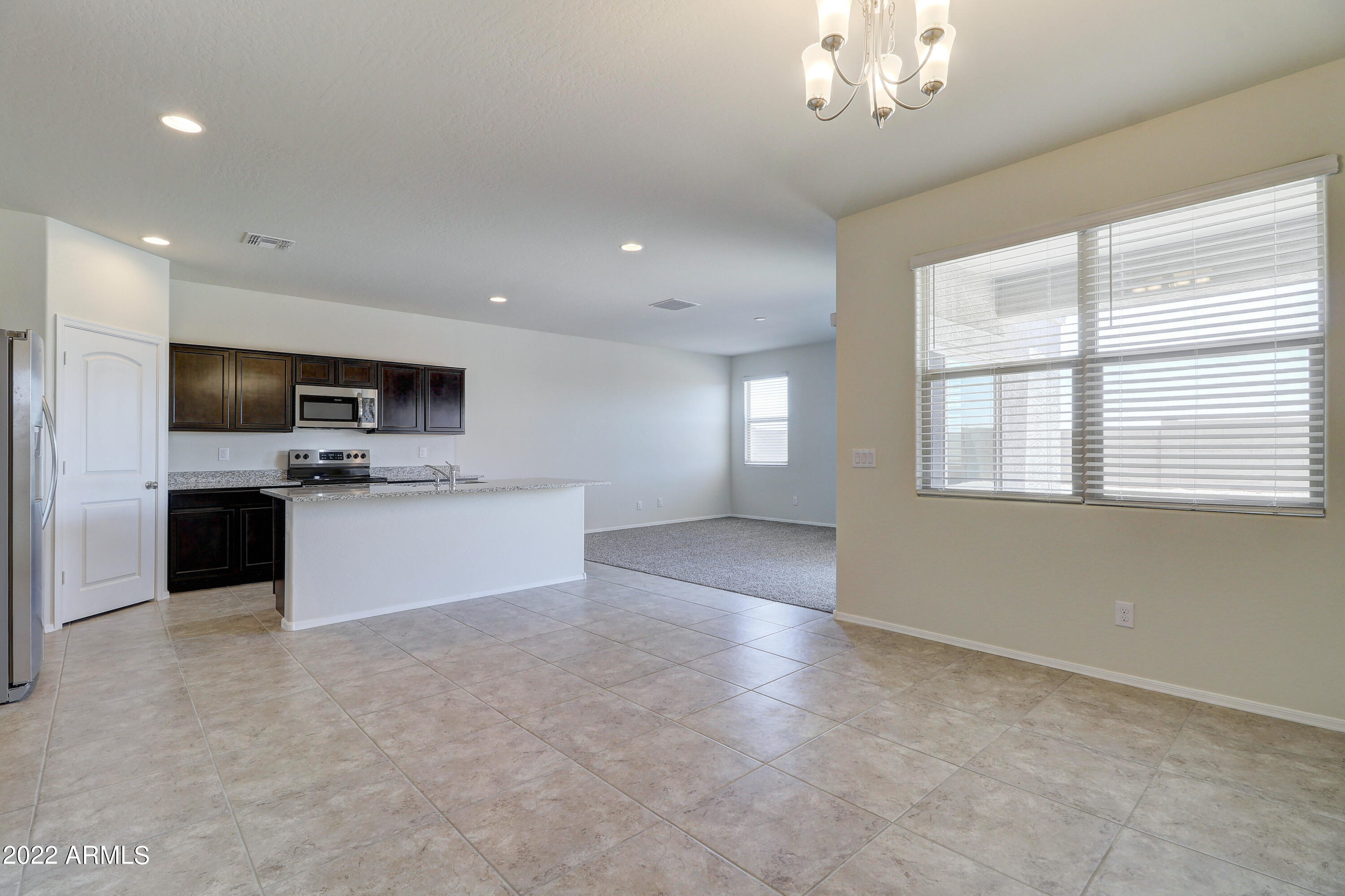 9434 Tangerine Road Florence, AZ 85132 - Photo 3 of 11 Marigold