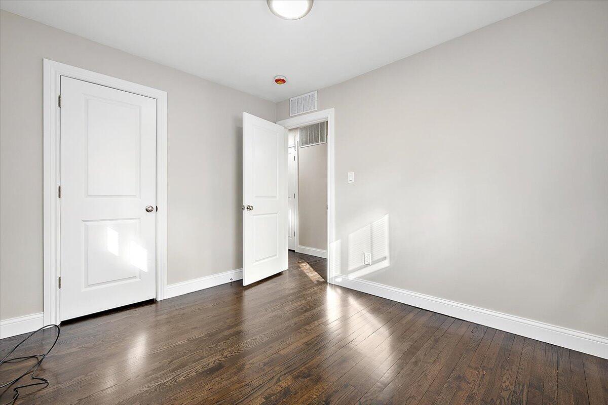 173 High Street Pontiac, MI 48342 - Photo 12 of 20 29-173 High-29