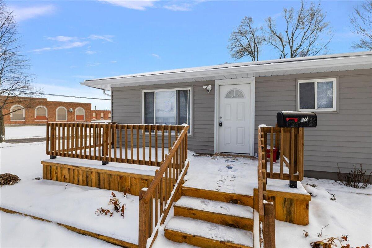 173 High Street Pontiac, MI 48342 - Photo 2 of 20 05-173 High-5