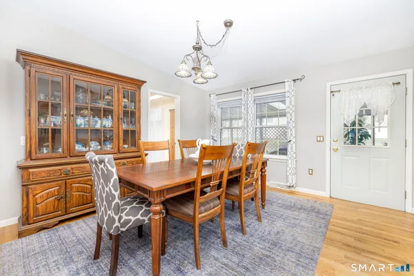 $225,000 | 6 Eastview Road, Southington, CT 06489