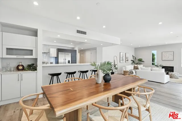 $1,299,000 | 1326 Centinela Avenue, Unit 103, Los Angeles, CA 90025