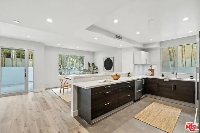 $1,299,000 | 1326 Centinela Avenue, Unit 103, Los Angeles, CA 90025