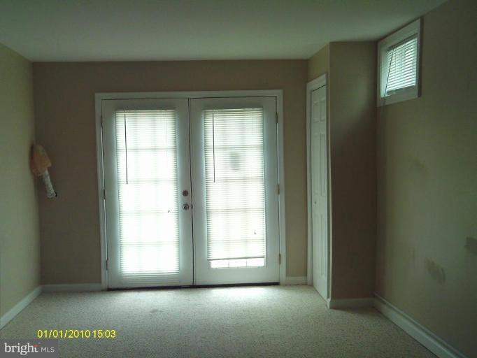 6208 Kentland Street Springfield, VA 22150 - Photo 8 of 10 Den