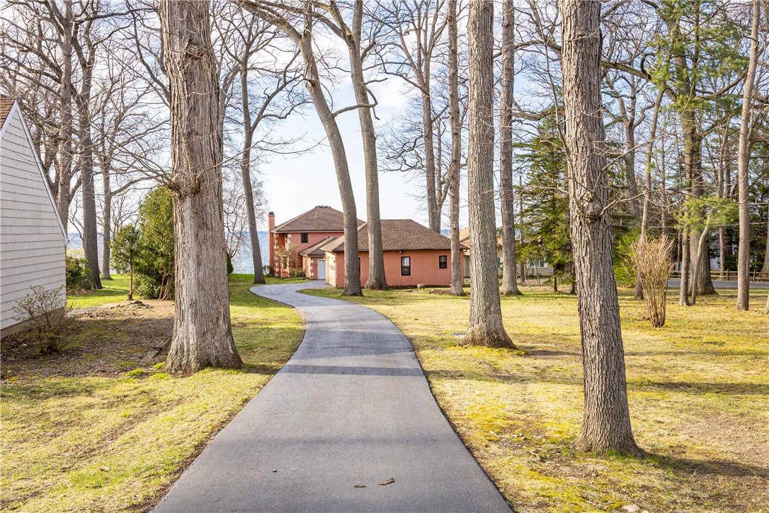 476 Lake Road Webster, NY 14580 - Photo 1 of 1