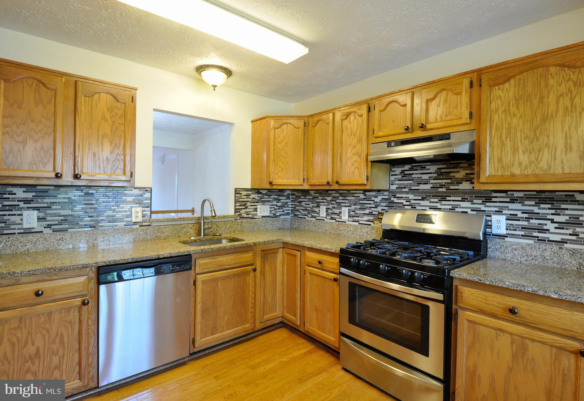 204 Rover Court Stafford, VA 22554 - Photo 13 of 41 Kitchen