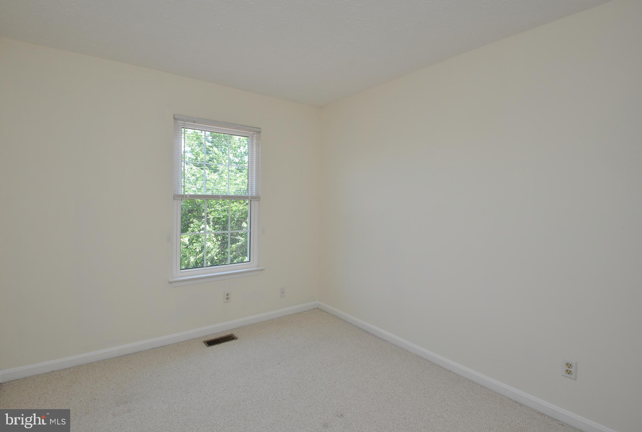 204 Rover Court Stafford, VA 22554 - Photo 30 of 41 Bedroom 1