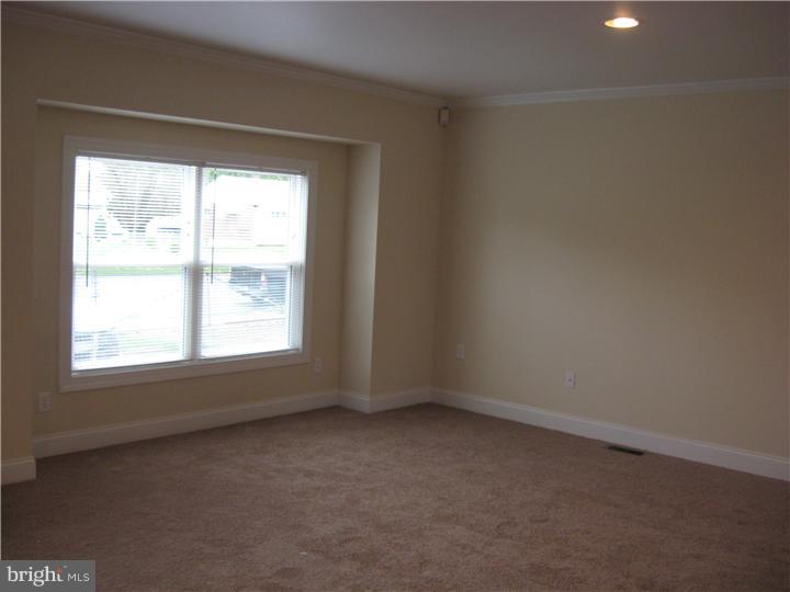 2130 Bridgewater Road Aston, PA 19014 - Photo 14 of 22 Great Room