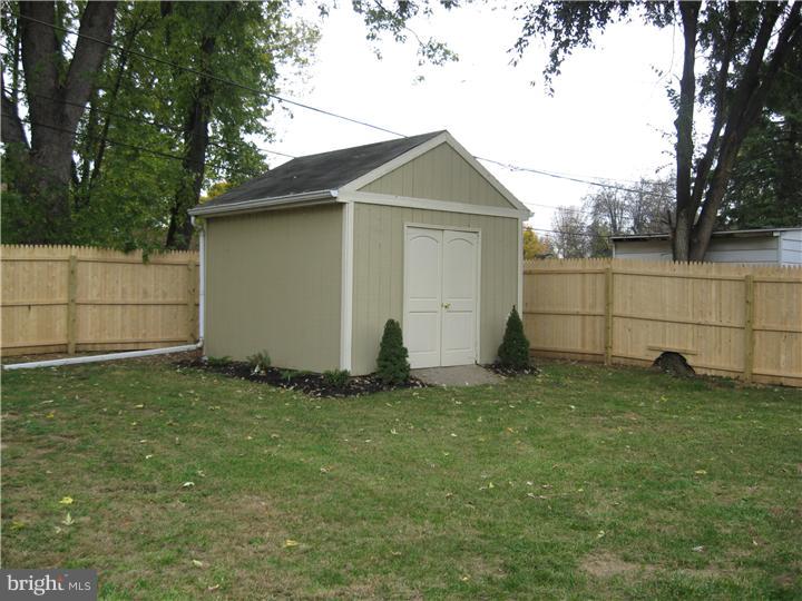 2130 Bridgewater Road Aston, PA 19014 - Photo 6 of 22 Storage Shed