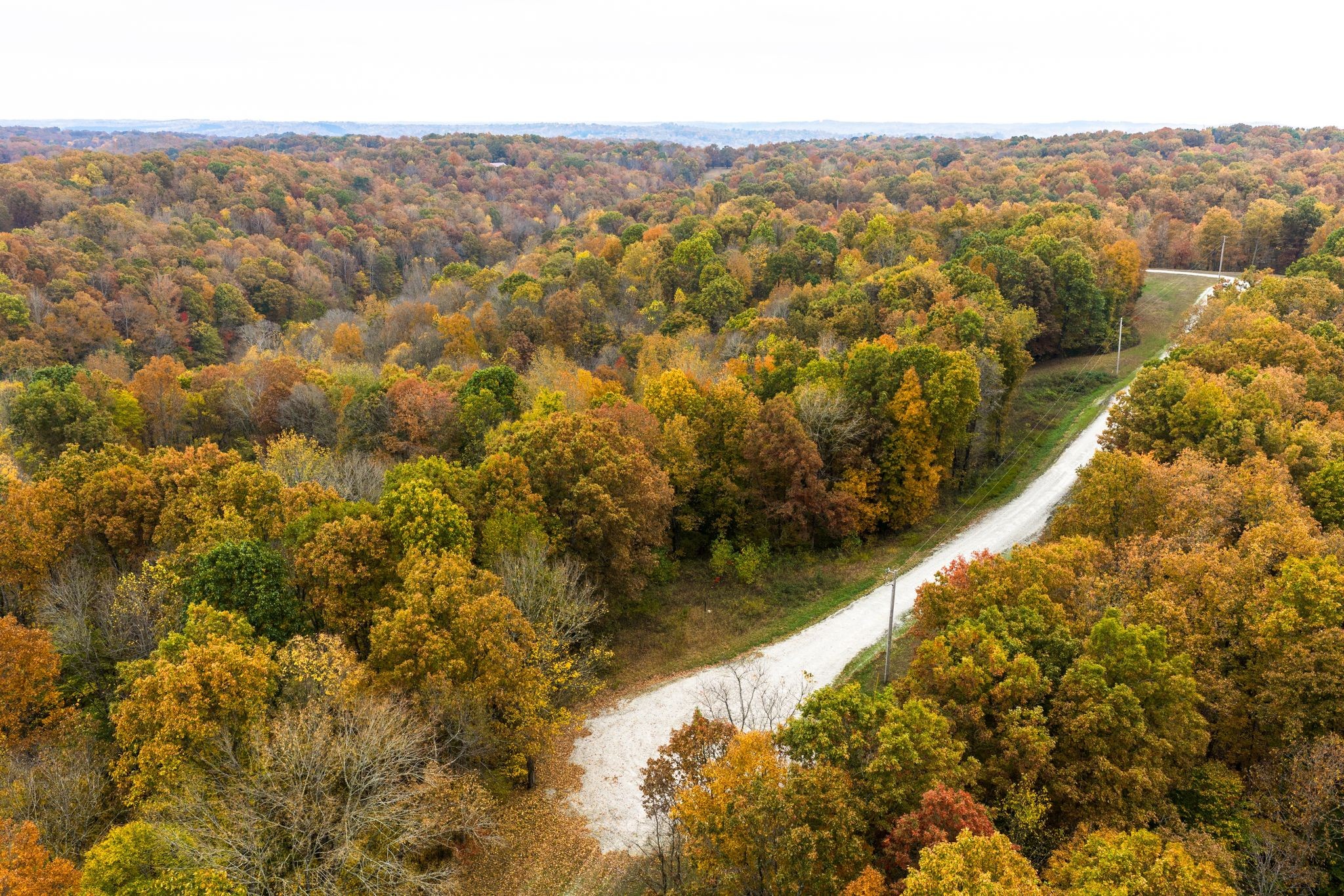 0 Overview Drive Waverly, TN 37185 - Photo 13 of 35 a view of city and mountain