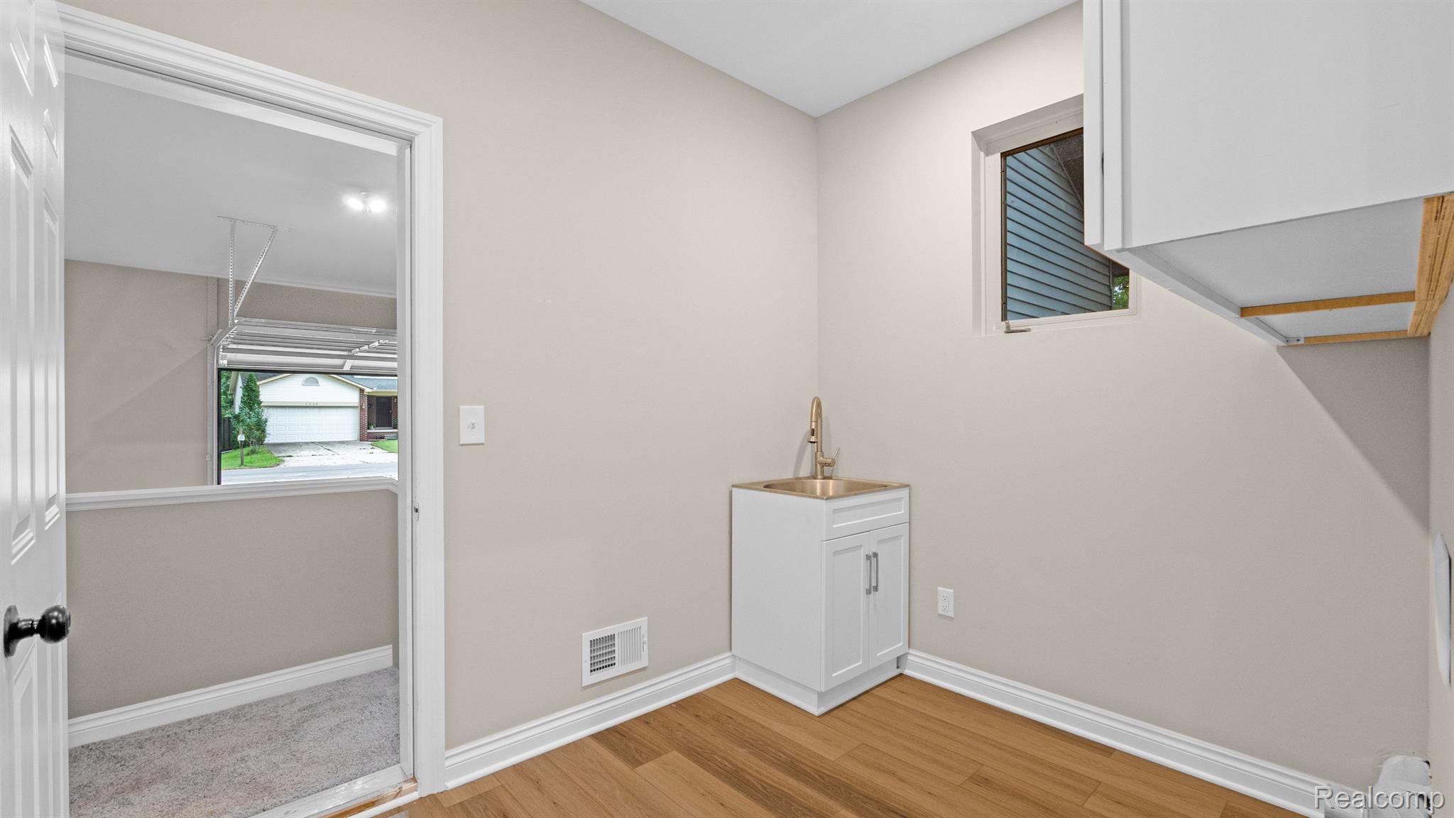 3237 Longview Avenue Rochester, MI 48307 - Photo 22 of 36 Gallery Image 22
