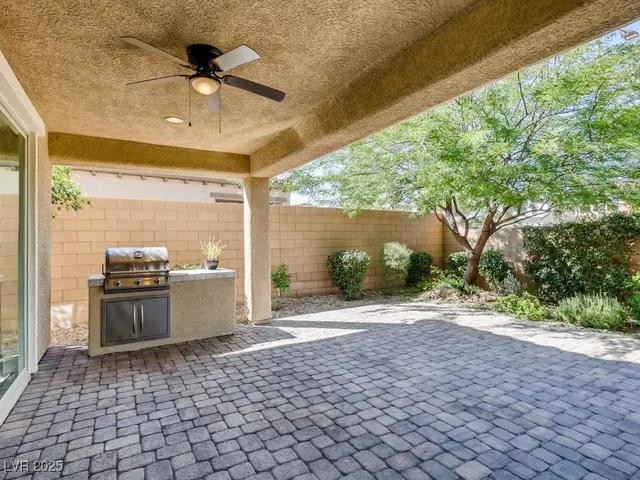 $750,000 | 9724 Wildflower Vista Avenue, Las Vegas, NV 89166