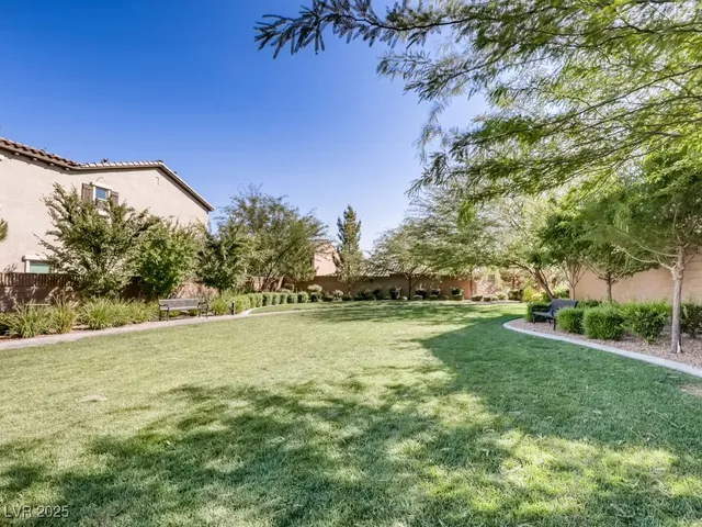 $750,000 | 9724 Wildflower Vista Avenue, Las Vegas, NV 89166