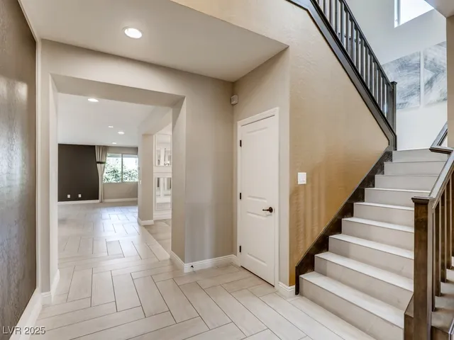 $750,000 | 9724 Wildflower Vista Avenue, Las Vegas, NV 89166