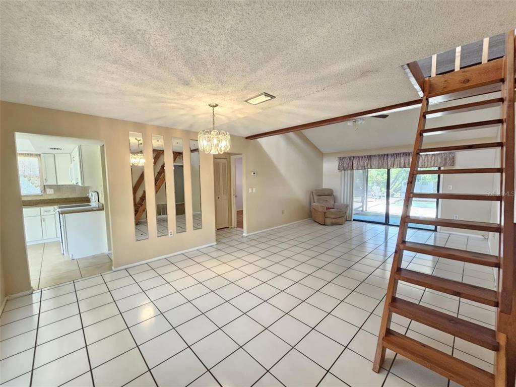 6305 Bikini Road Sarasota, FL 34241 - Photo 4 of 38 Gallery Image 4
