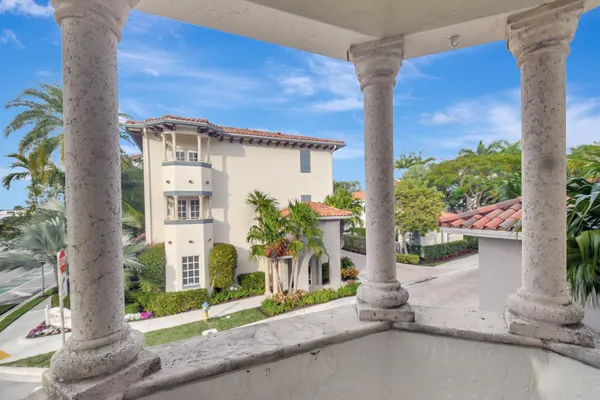 $4,250 | 1635 North Federal Highway, Delray Beach, FL 33483