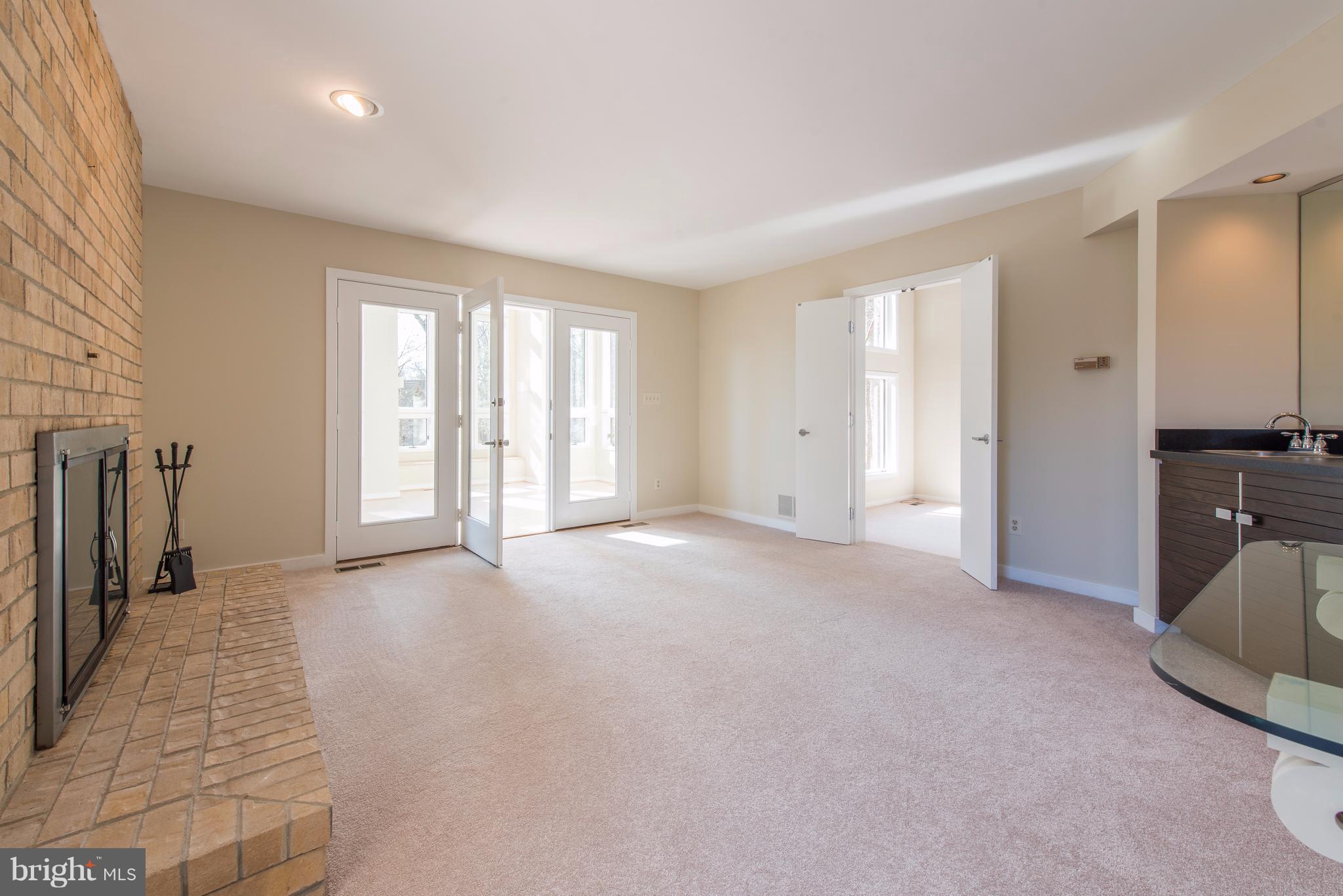 11717 Farside Road Ellicott City, MD 21042 - Photo 13 of 30 Family Room