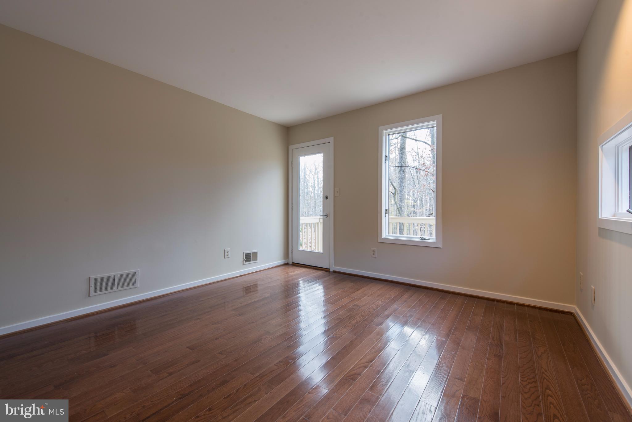 11717 Farside Road Ellicott City, MD 21042 - Photo 15 of 30 Main level den or office