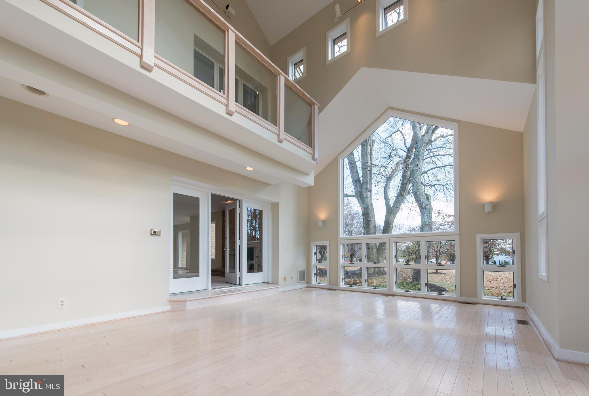 11717 Farside Road Ellicott City, MD 21042 - Photo 4 of 30 Sunroom