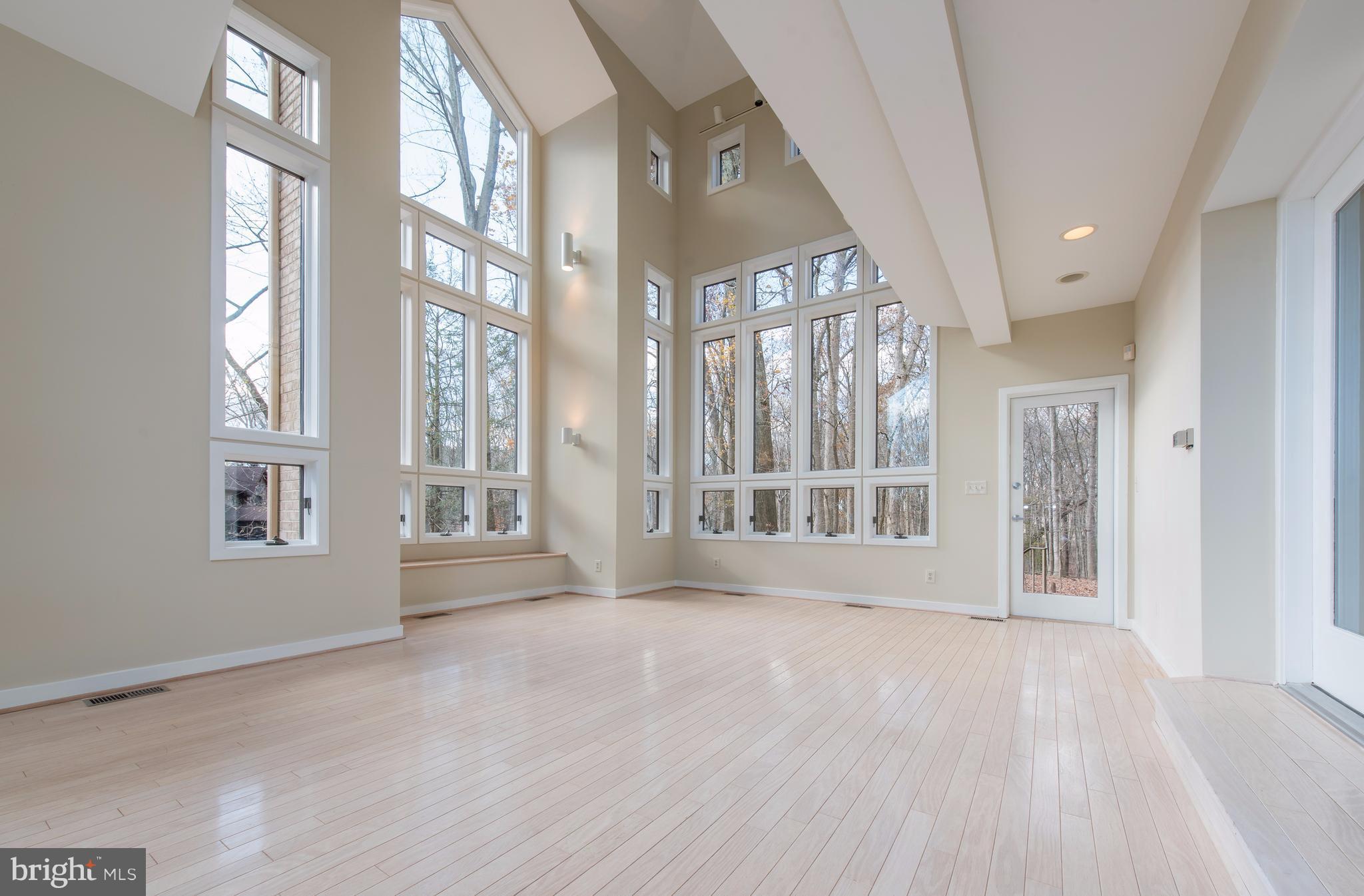 11717 Farside Road Ellicott City, MD 21042 - Photo 9 of 30 Sunroom