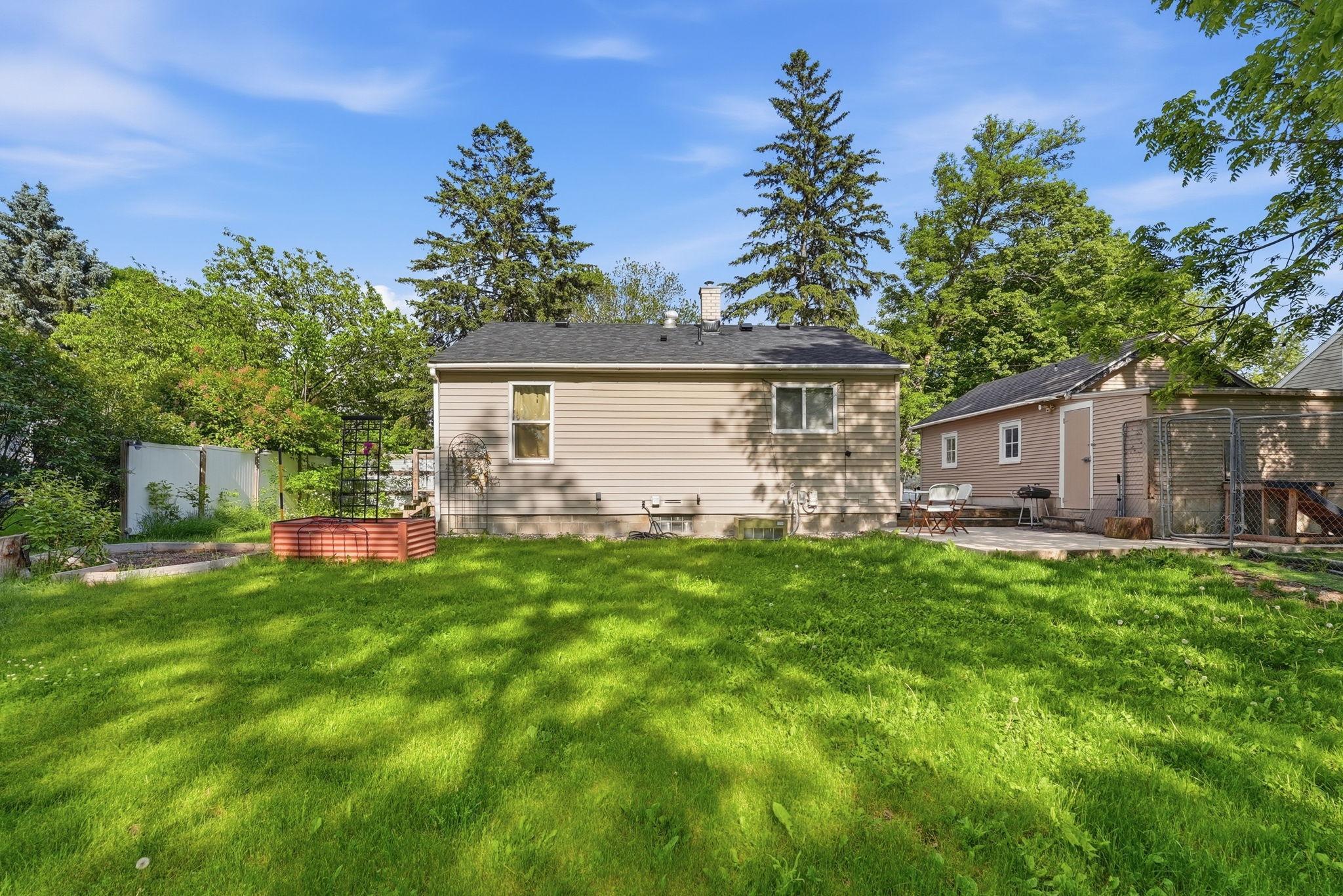 2020 7th Street Southwest Willmar, MN 56201 - Photo 7 of 13