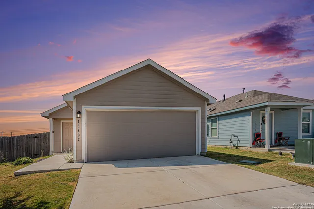 a front view of house with yard
