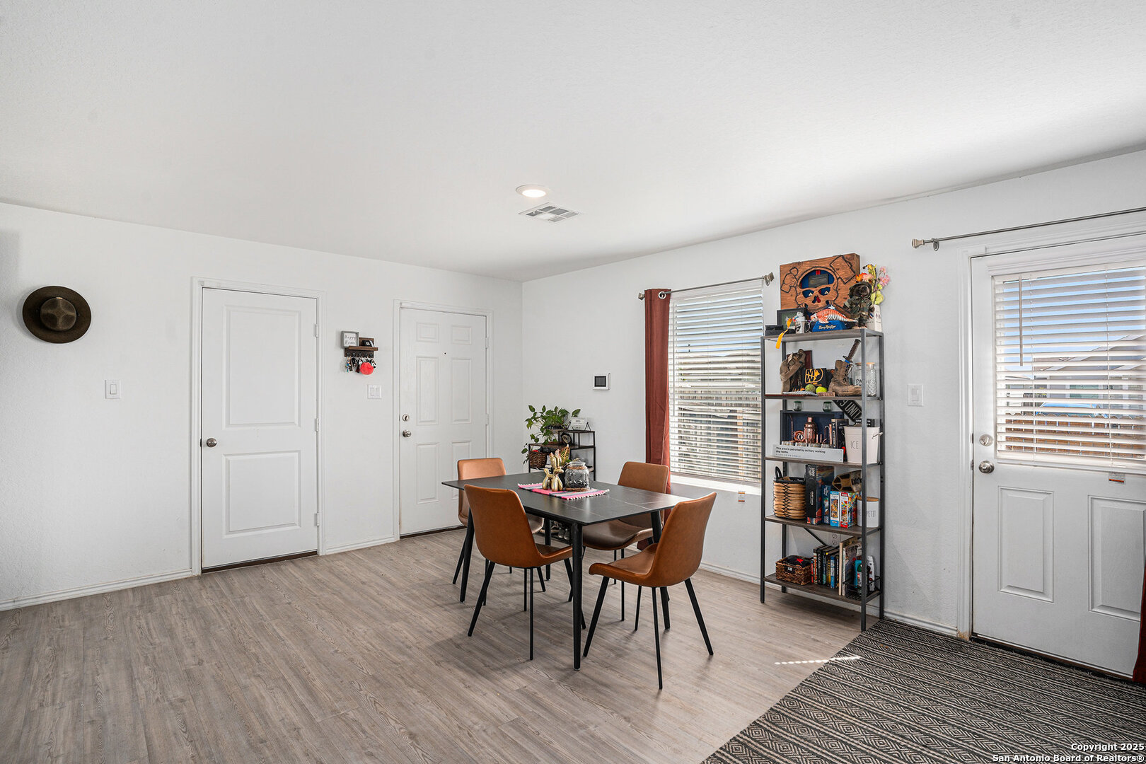 13802 Ostrich Run San Antonio, TX 78252 - Photo 11 of 32